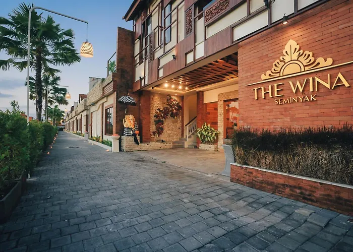 The Wina Villa Seminyak, Near Potato Head Beach Club Villa *