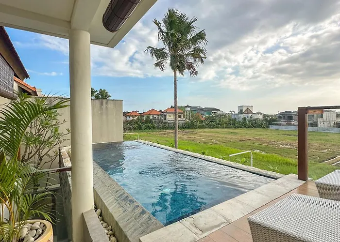 The Wina Villa Seminyak, Near Potato Head Beach Club Villa *