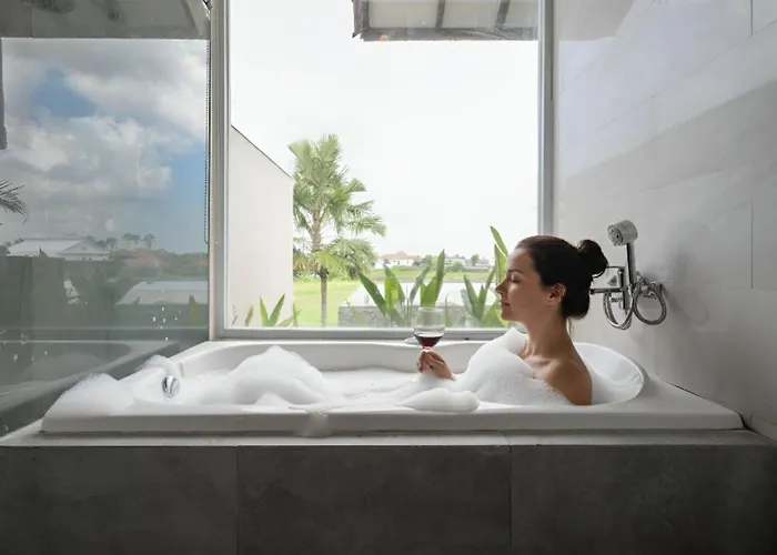 Villa The Wina Villa Seminyak, Near Potato Head Beach Club *