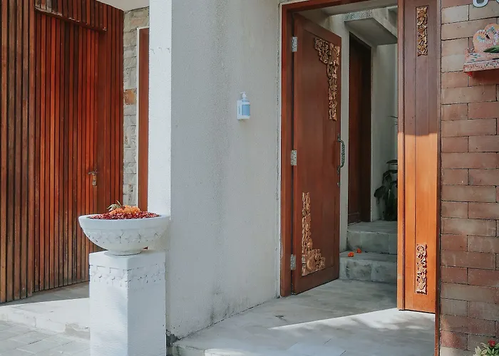 The Wina Seminyak, Near Potato Head Club Seminyak
