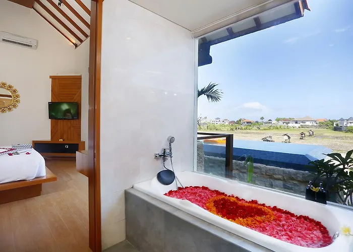 The Wina Villa Seminyak, Near Potato Head Beach Club Villa *